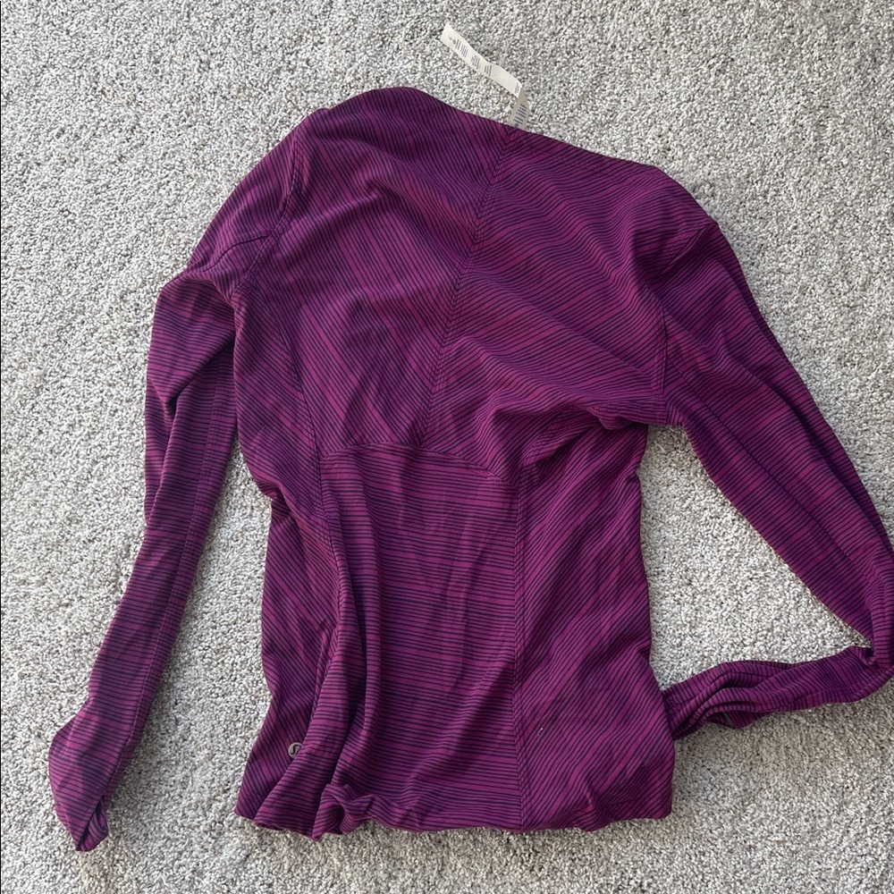 Lululemon purple stripe top size 6 - Picture 7 of 11